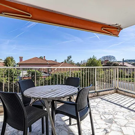 Bright With Parking Near & Old Town Antibes